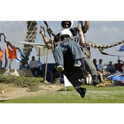 מצנח רחיפה בשמיים - 1  מצנח רחיפה בשמיים - 1